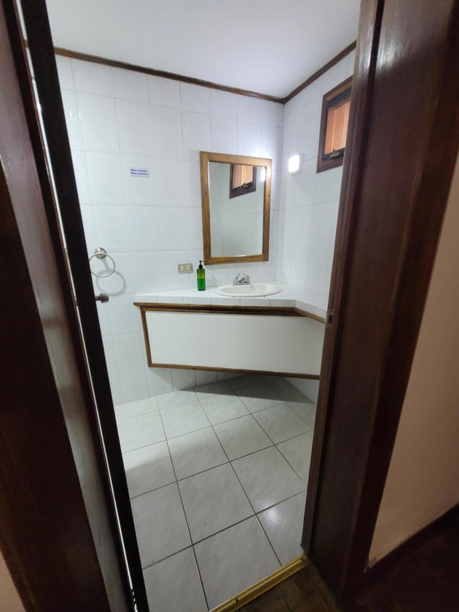 Whiskey Barrel Otel San José Dış mekan fotoğraf