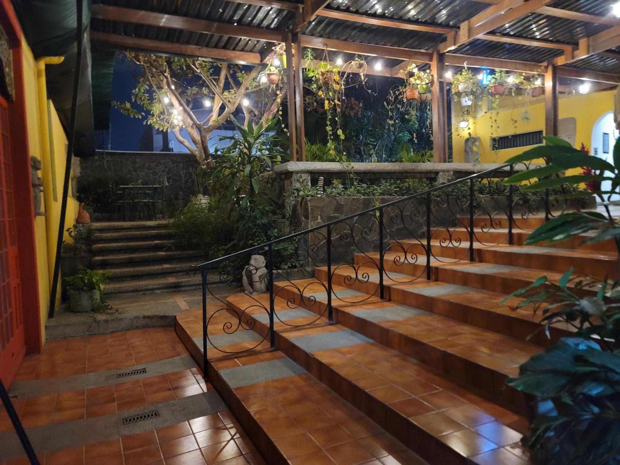 Whiskey Barrel Otel San José Dış mekan fotoğraf