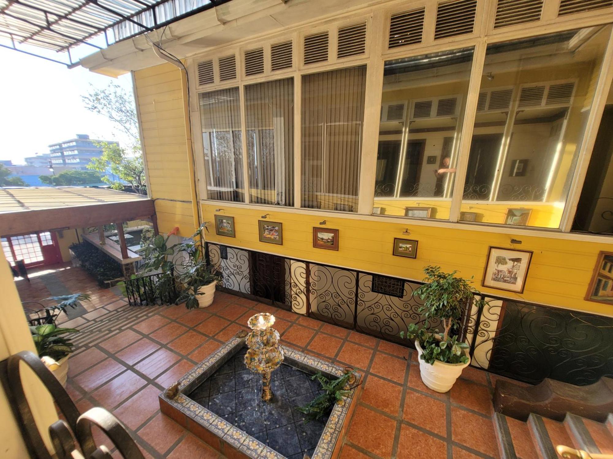 Whiskey Barrel Otel San José Dış mekan fotoğraf