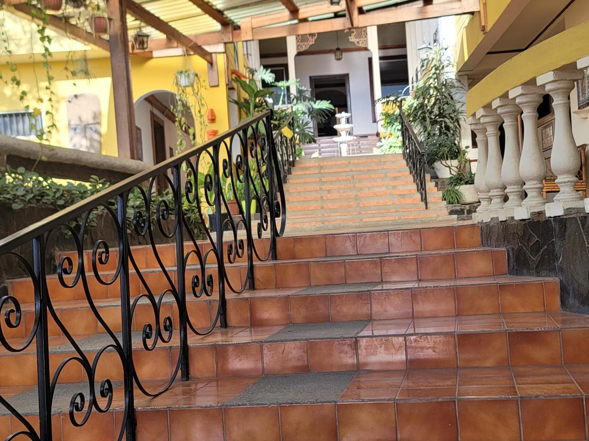 Whiskey Barrel Otel San José Dış mekan fotoğraf