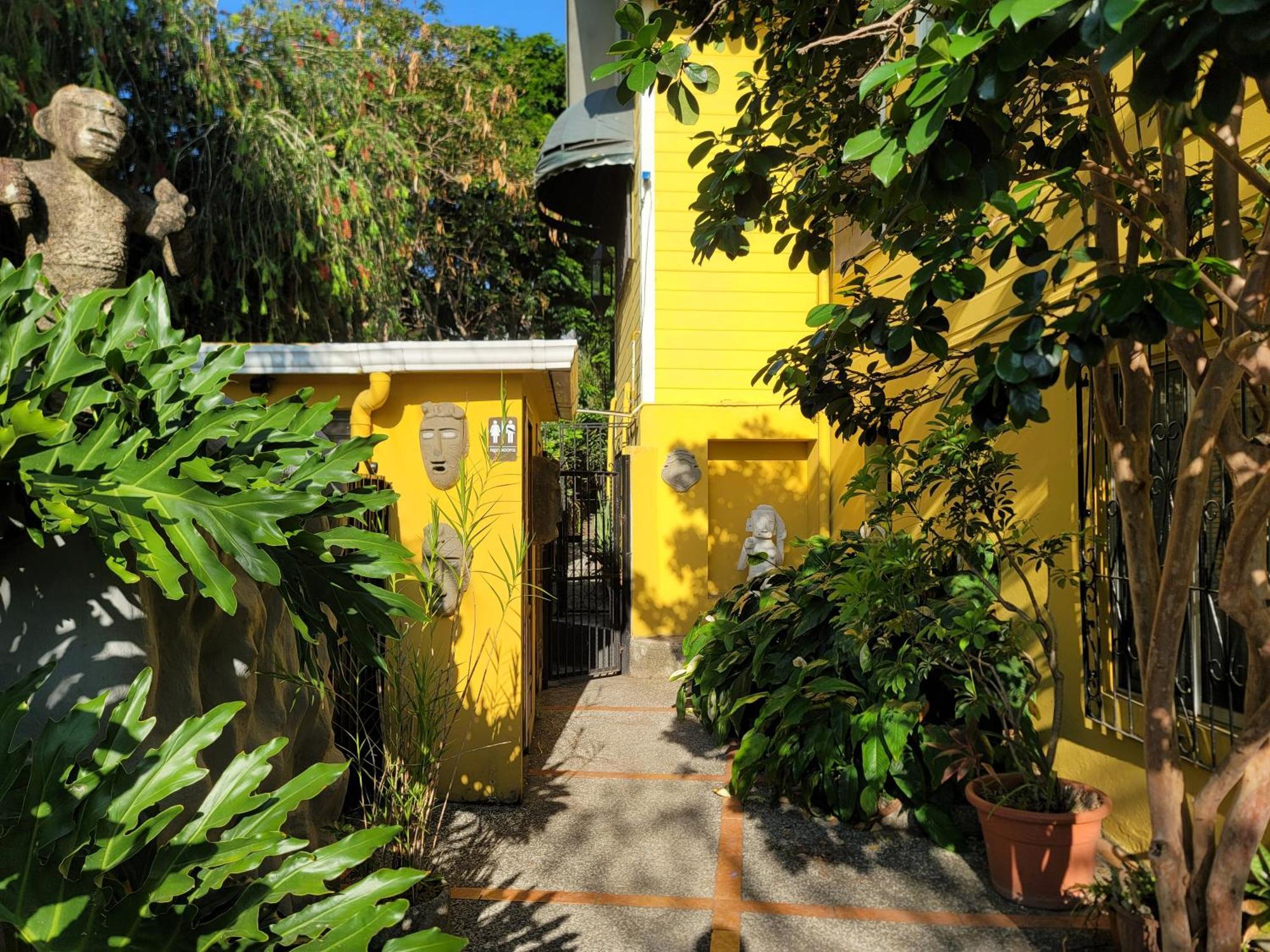 Whiskey Barrel Otel San José Dış mekan fotoğraf