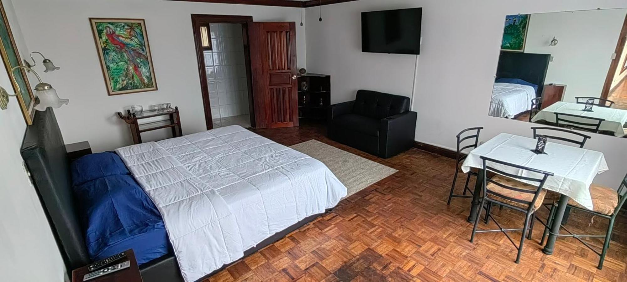 Whiskey Barrel Otel San José Dış mekan fotoğraf